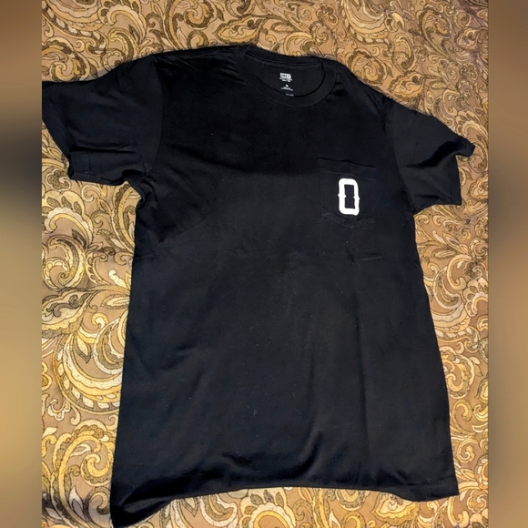Obey Worldwide Chest Pocket T-shirt 🖤🤍 - Picture 2 of 4